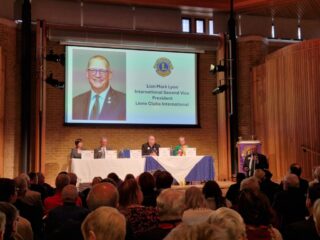 Second VP Mark Lyon soeaks to SE Convention